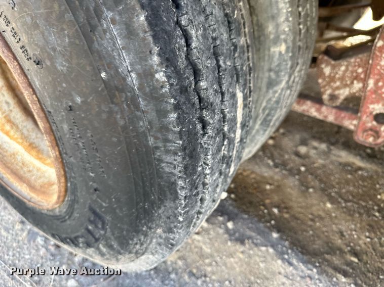 image for item KX9004 1980  drop deck trailer