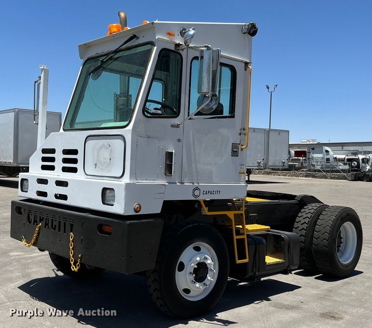 image for item LF9328 2009 Capacity TJ5000  yard truck