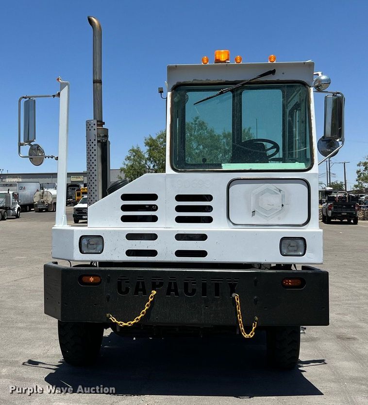 image for item LF9328 2009 Capacity TJ5000  yard truck