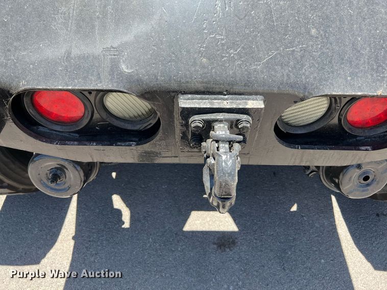 image for item LF9328 2009 Capacity TJ5000  yard truck