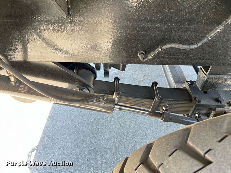 image for item LF9328 2009 Capacity TJ5000  yard truck