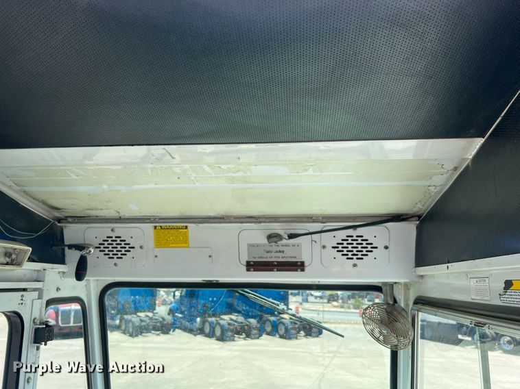 image for item LF9328 2009 Capacity TJ5000  yard truck