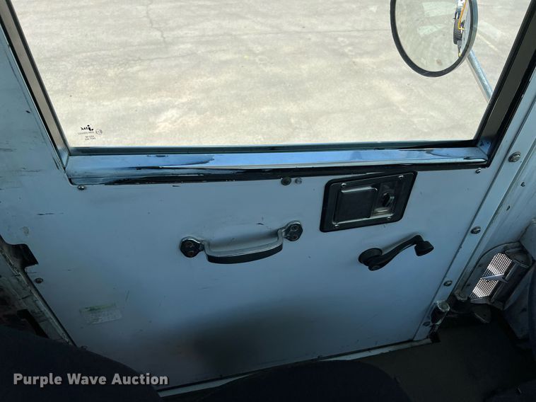 image for item LF9328 2009 Capacity TJ5000  yard truck