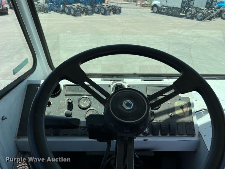 image for item LF9328 2009 Capacity TJ5000  yard truck