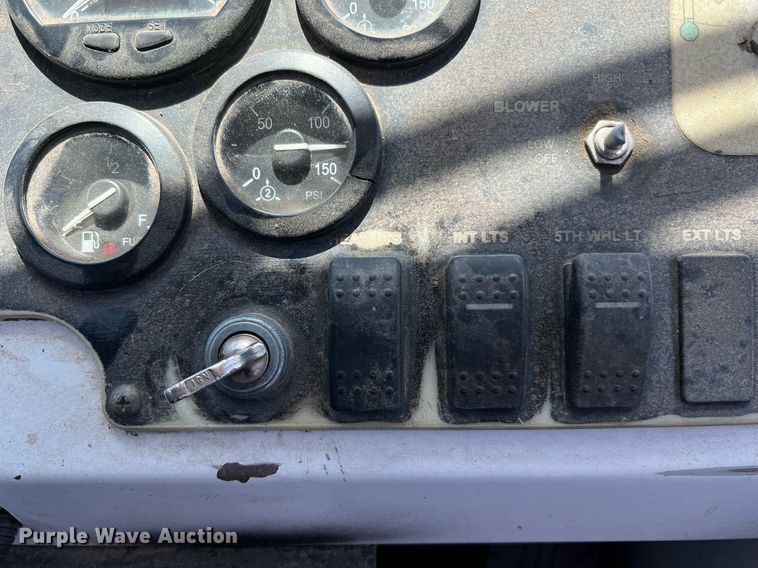 image for item LF9328 2009 Capacity TJ5000  yard truck