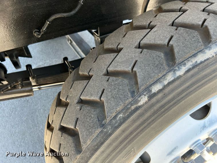 image for item LF9328 2009 Capacity TJ5000  yard truck