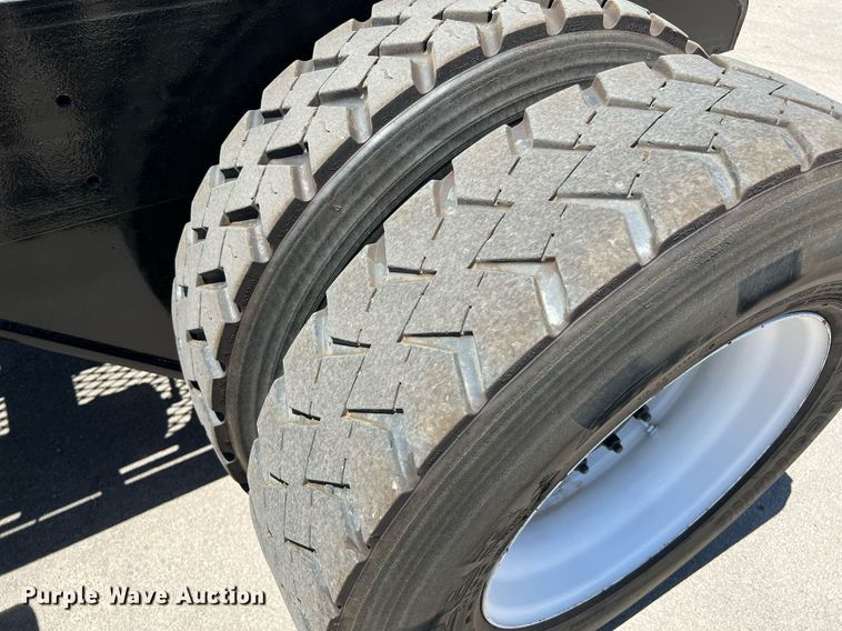 image for item LF9328 2009 Capacity TJ5000  yard truck