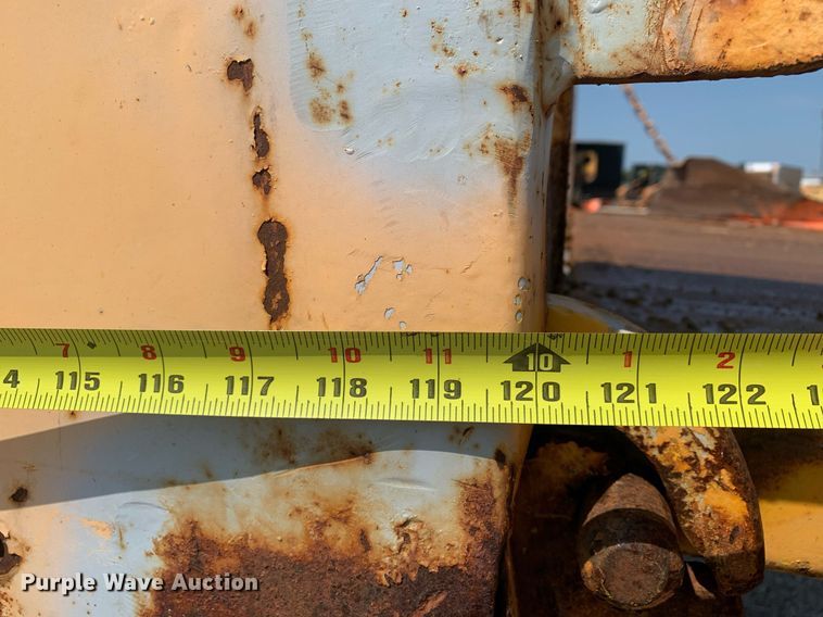 image for item LH9735 1994 Ford L8000  dump truck