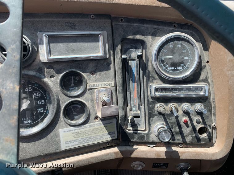 image for item LH9735 1994 Ford L8000  dump truck