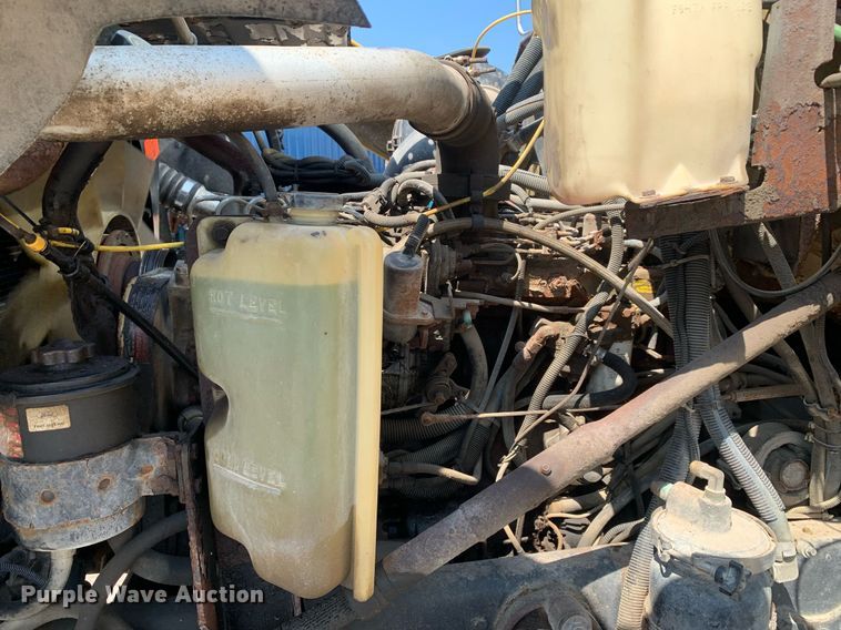 image for item LH9735 1994 Ford L8000  dump truck