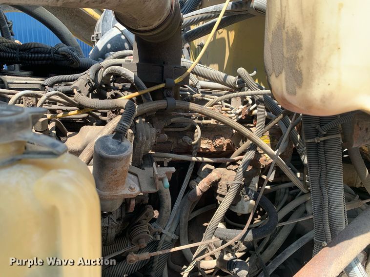 image for item LH9735 1994 Ford L8000  dump truck