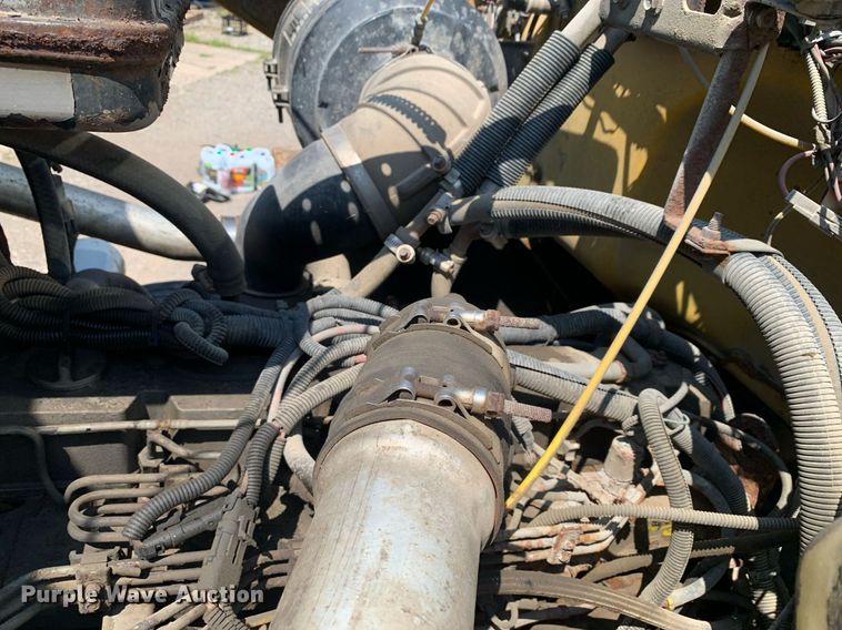 image for item LH9735 1994 Ford L8000  dump truck