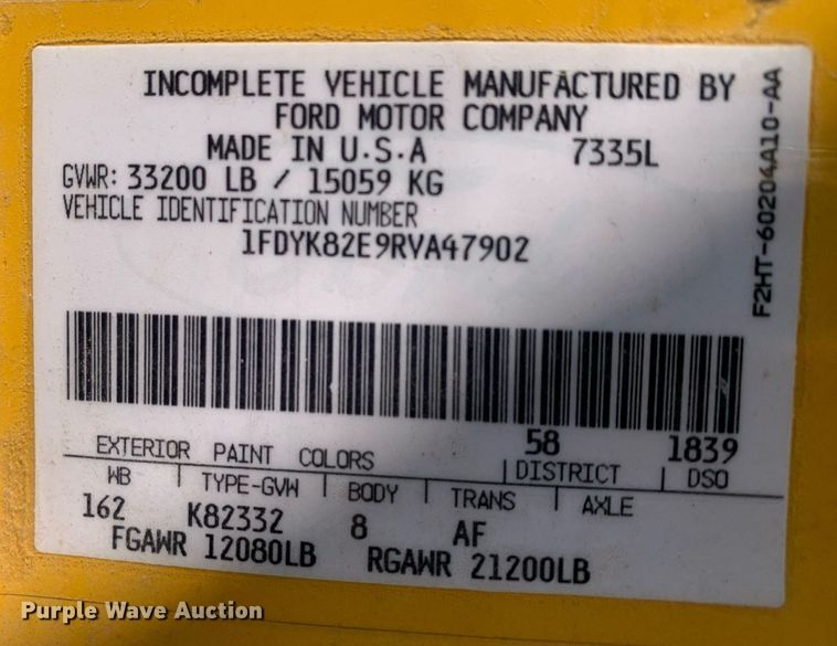 image for item LH9735 1994 Ford L8000  dump truck