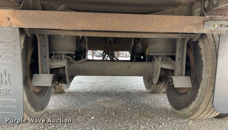 image for item LJ9704 2013 Wabash  dry van trailer