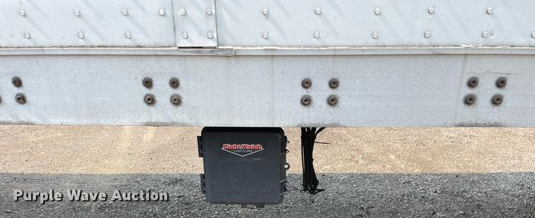 image for item LJ9704 2013 Wabash  dry van trailer
