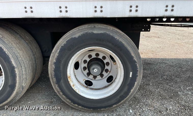 image for item LJ9704 2013 Wabash  dry van trailer