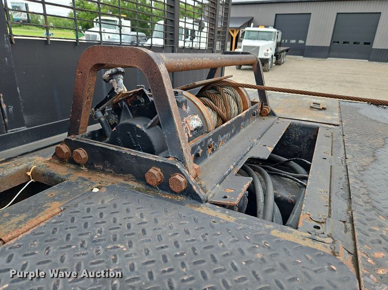 image for item LM9055 2007 Trail King TK70HT-482  drop deck equipment trailer