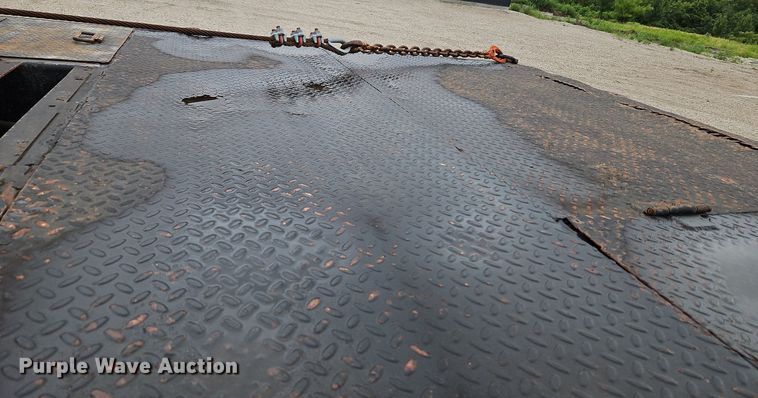 image for item LM9055 2007 Trail King TK70HT-482  drop deck equipment trailer