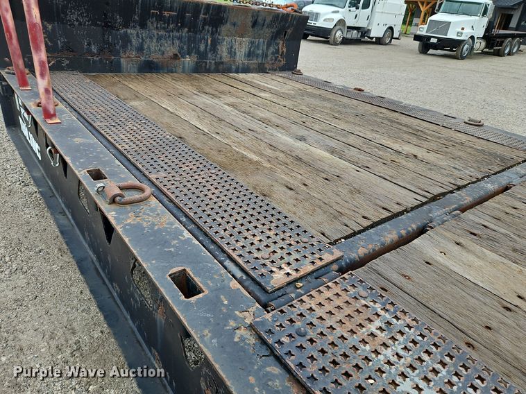 image for item LM9055 2007 Trail King TK70HT-482  drop deck equipment trailer