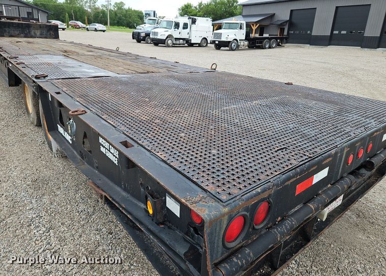 image for item LM9055 2007 Trail King TK70HT-482  drop deck equipment trailer