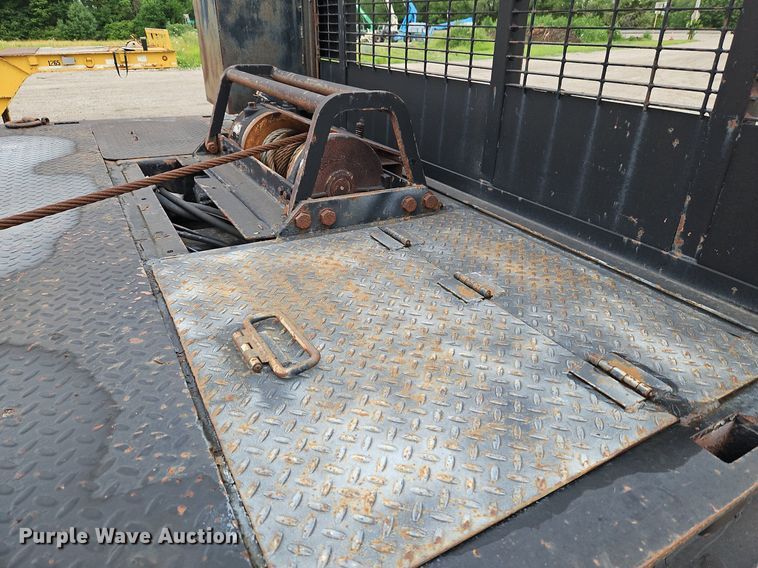 image for item LM9055 2007 Trail King TK70HT-482  drop deck equipment trailer