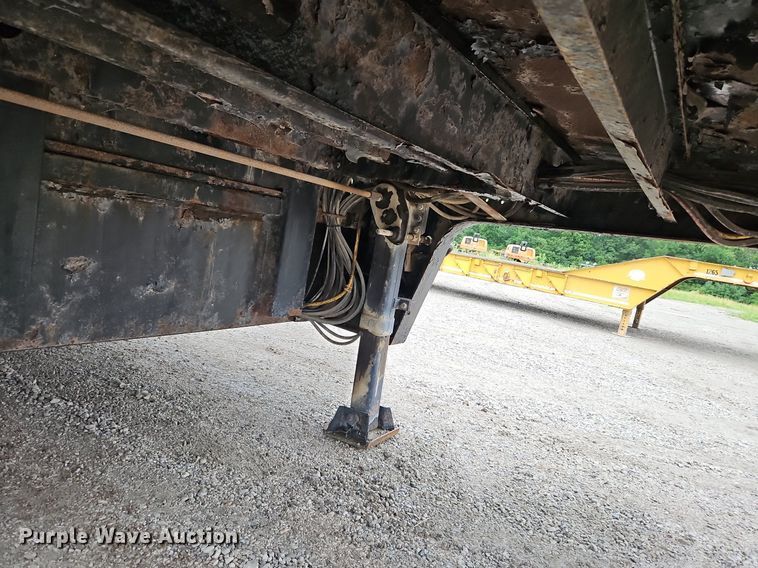 image for item LM9055 2007 Trail King TK70HT-482  drop deck equipment trailer