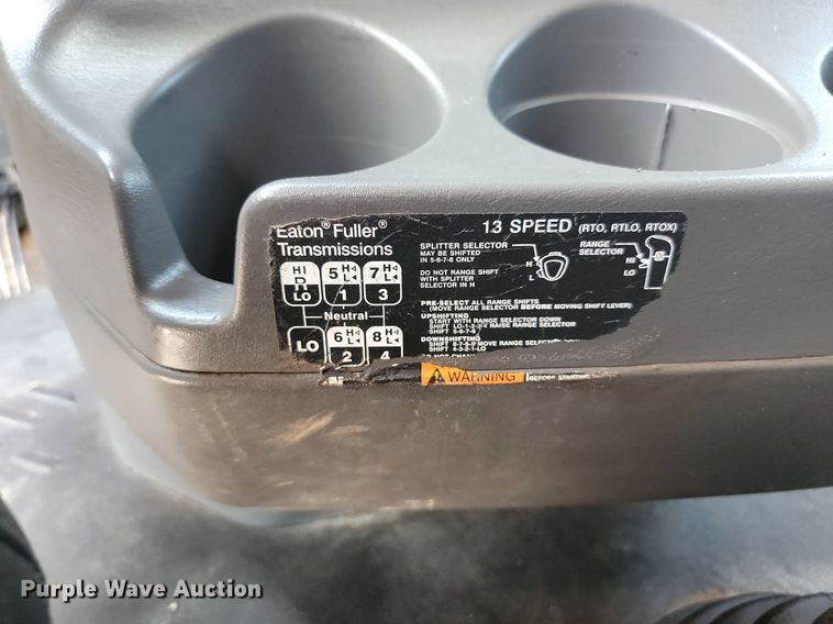 image for item LQ9057 2015 International ProStar  semi truck