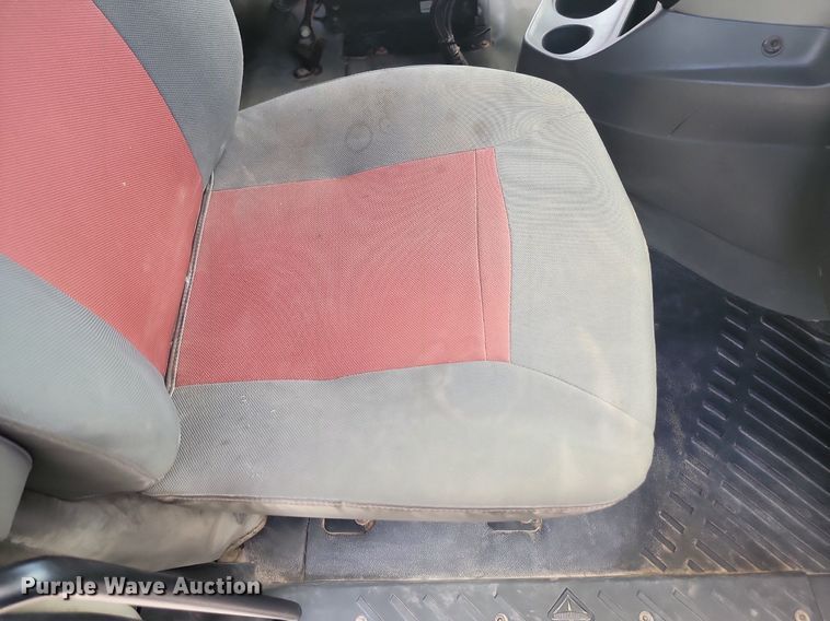 image for item LQ9057 2015 International ProStar  semi truck