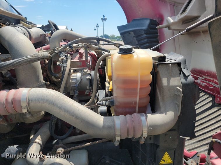 image for item LQ9057 2015 International ProStar  semi truck