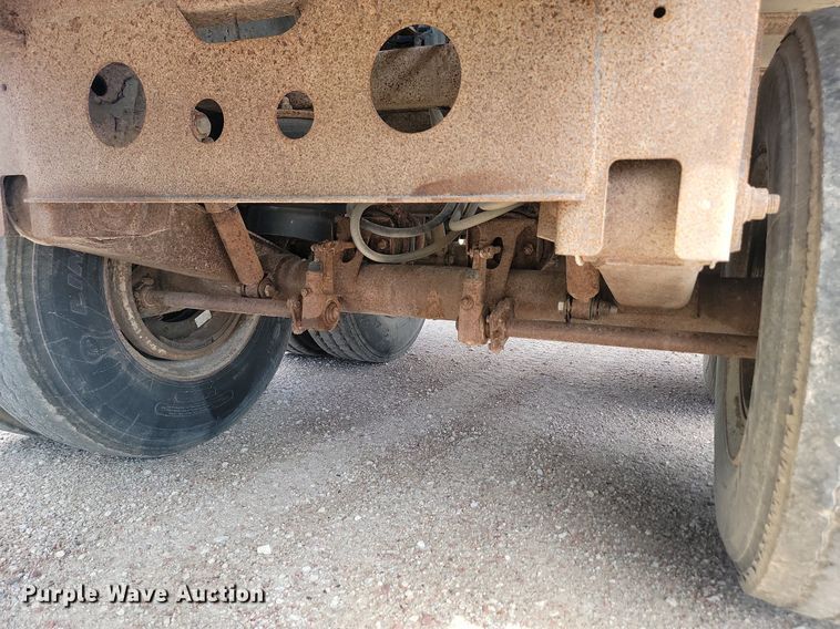 image for item LQ9058 2013 Smithco  side dump trailer