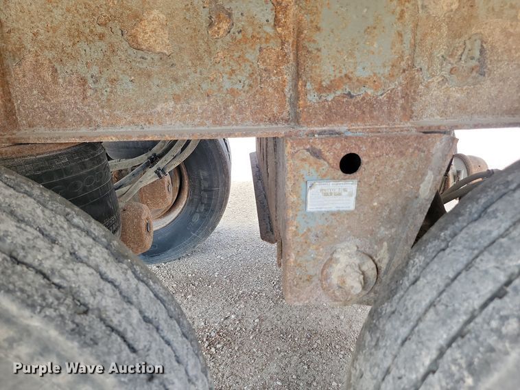 image for item LQ9058 2013 Smithco  side dump trailer