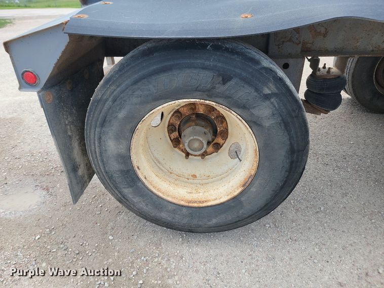 image for item LQ9058 2013 Smithco  side dump trailer