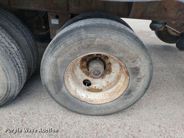 image for item LQ9058 2013 Smithco  side dump trailer