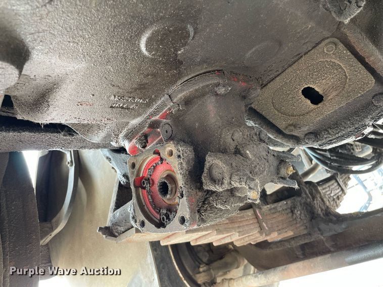 image for item LS9361 2005 Sterling L9500  truck cab and chassis