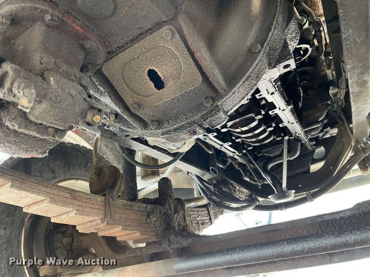 image for item LS9361 2005 Sterling L9500  truck cab and chassis