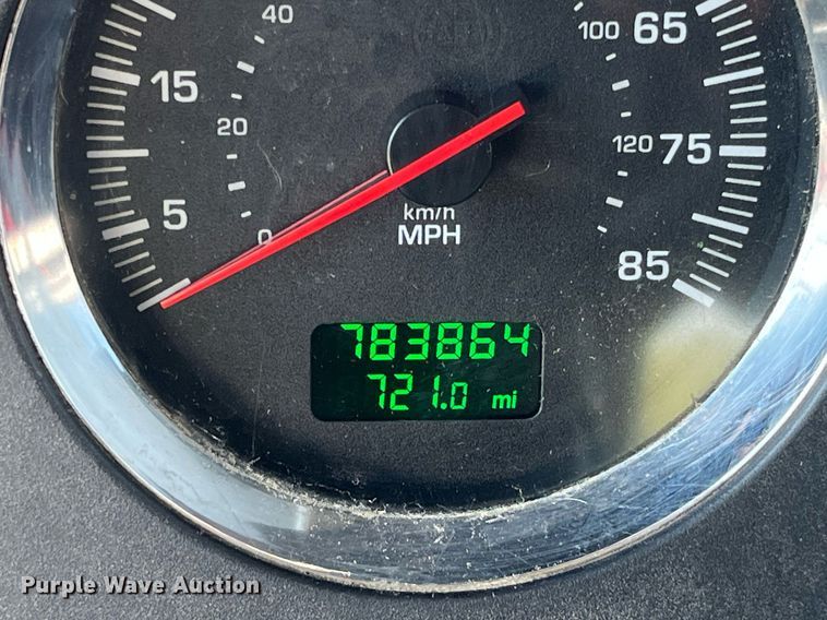 image for item MG9380 2009 Kenworth T800  semi truck