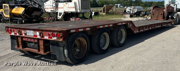 image for item MG9404 1994 Dynaweld  lowboy equipment trailer