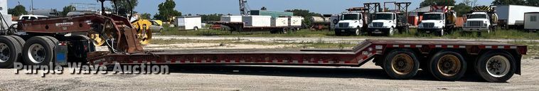 image for item MG9404 1994 Dynaweld  lowboy equipment trailer