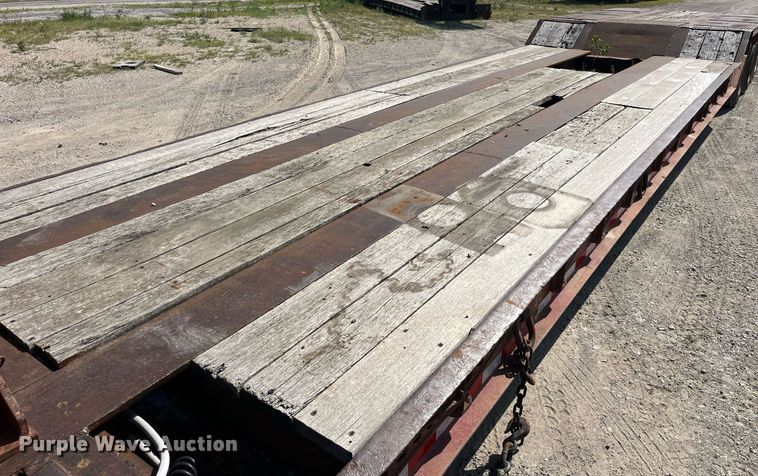 image for item MG9404 1994 Dynaweld  lowboy equipment trailer