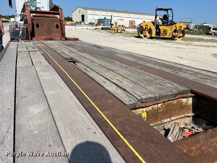 image for item MG9404 1994 Dynaweld  lowboy equipment trailer