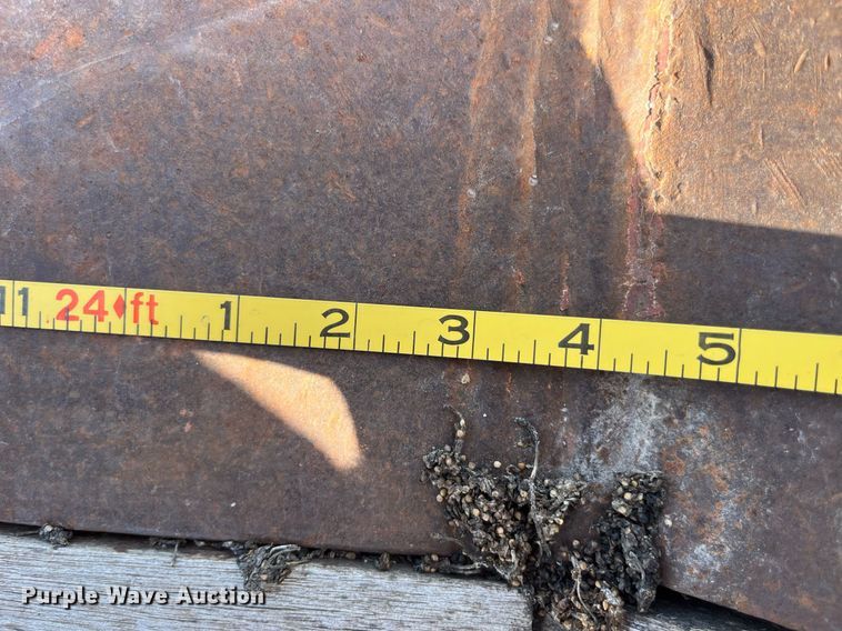 image for item MG9404 1994 Dynaweld  lowboy equipment trailer