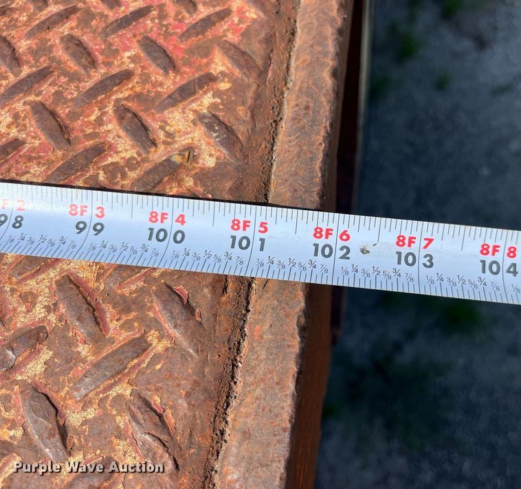 image for item MG9404 1994 Dynaweld  lowboy equipment trailer