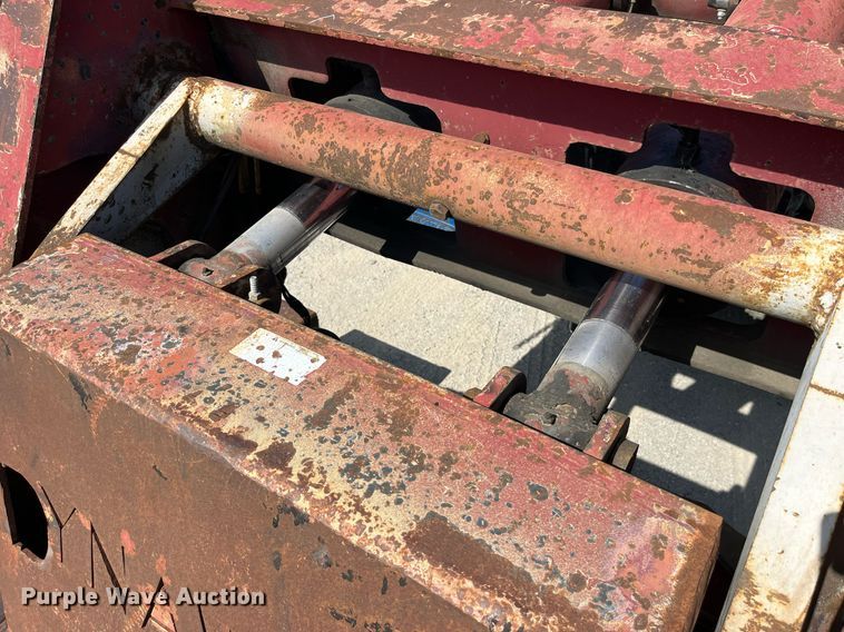 image for item MG9404 1994 Dynaweld  lowboy equipment trailer