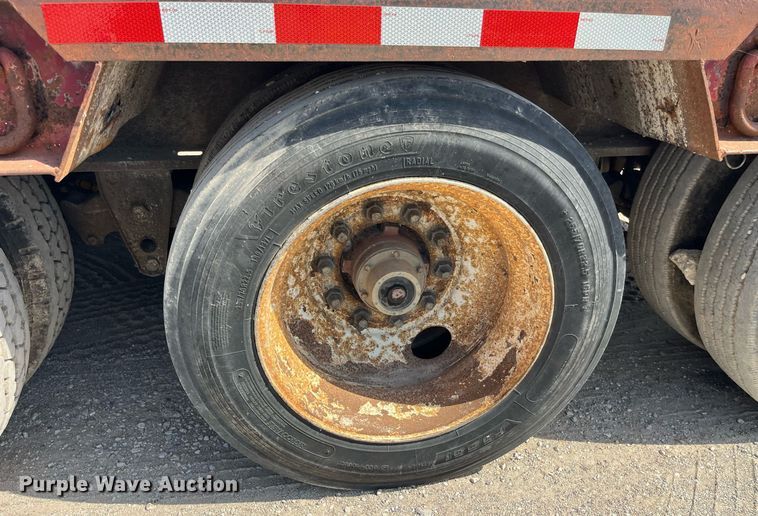 image for item MG9404 1994 Dynaweld  lowboy equipment trailer