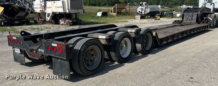 image for item MG9405 2000 Fontaine LP50-NGB  lowboy equipment trailer