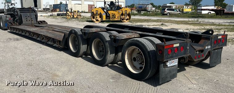 image for item MG9405 2000 Fontaine LP50-NGB  lowboy equipment trailer