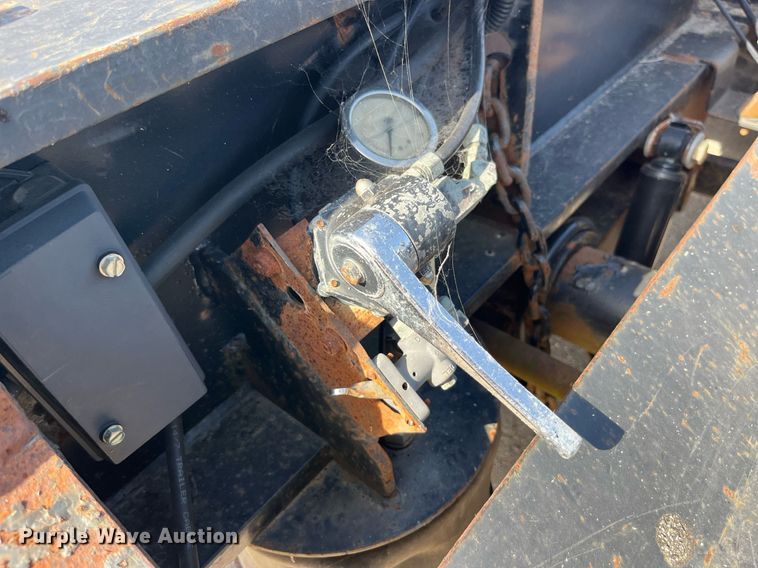 image for item MG9405 2000 Fontaine LP50-NGB  lowboy equipment trailer