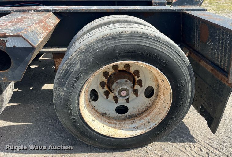 image for item MG9405 2000 Fontaine LP50-NGB  lowboy equipment trailer