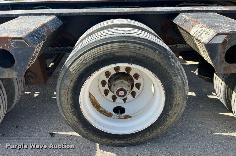 image for item MG9405 2000 Fontaine LP50-NGB  lowboy equipment trailer