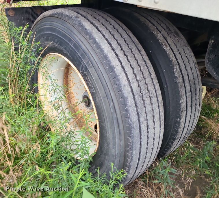 image for item MG9580 1999 Great Dane  dry van trailer